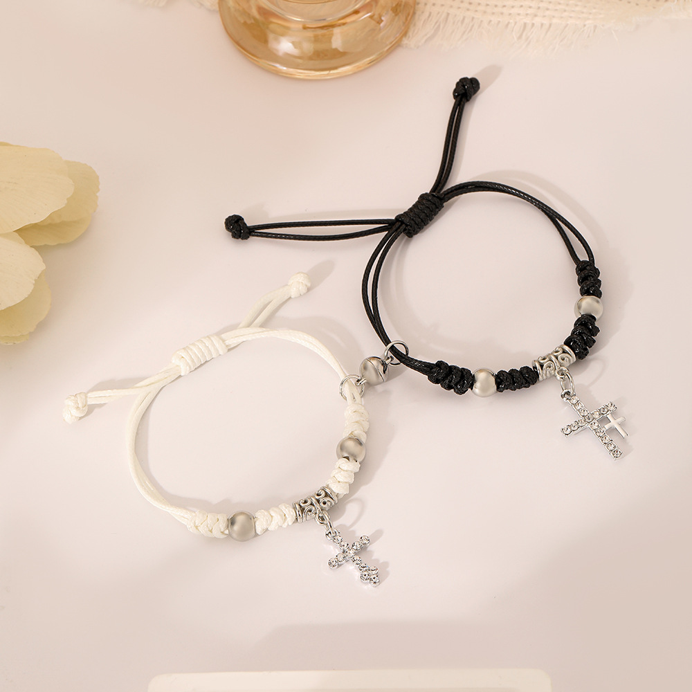 Moda europea y americana simple creativa ins blanco y negro con pareja cruzada cuerda tejida a mano traje pulsera