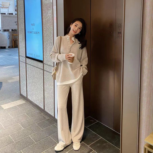 Autumn and winter fashion Korean style small fragrant style knitted suit for women Hong Kong style retro casual style wide-leg pants two-piece set for women