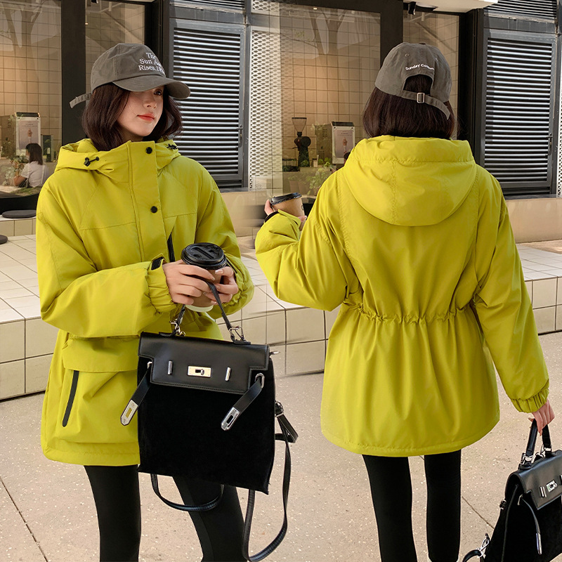 Herramientas de asalto chaqueta con capuz 2025, otoño y invierno nuevo estilo de alta sensación relajado abrigo de moda casual caliente