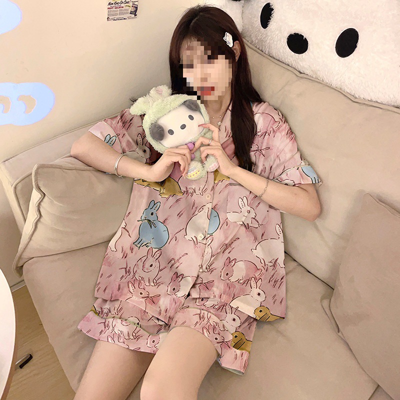 작은 토끼 (가슴 패드 없음)