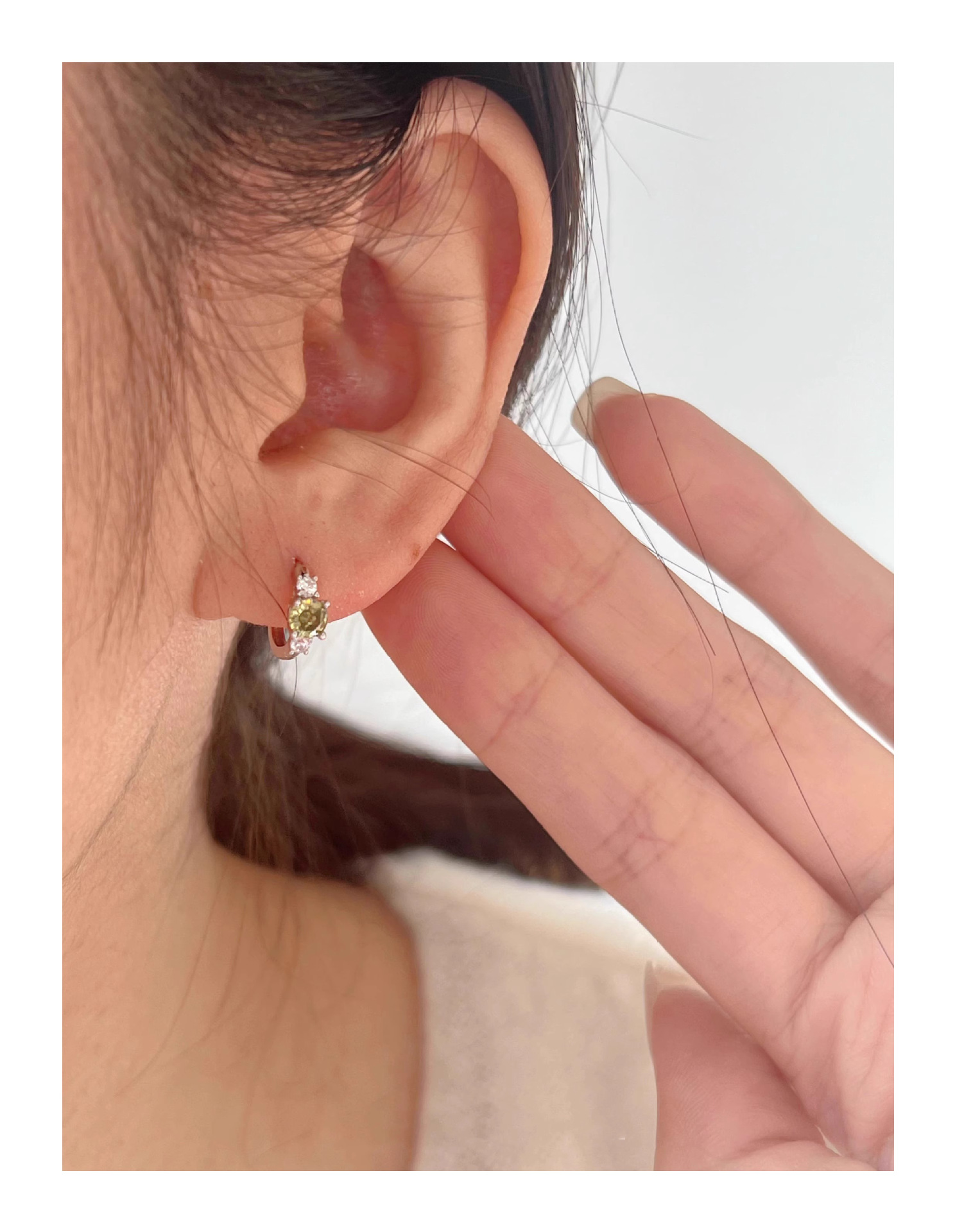 Boucles d'oreilles puce en zircon vert olive style chinois chic_voghion.com