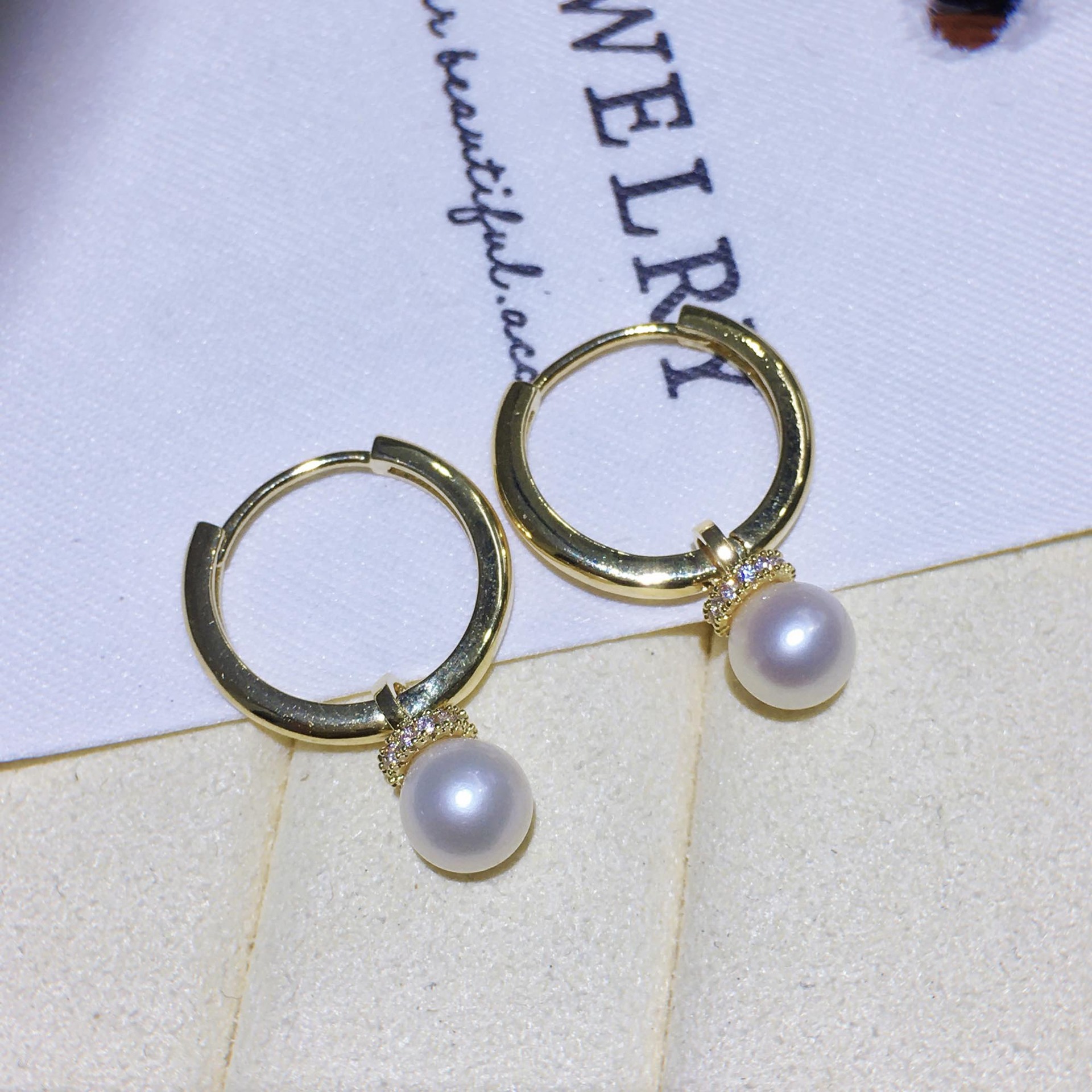 Դͷ���Ҹ��������Լ��Ȼ��ˮ������Բ������С��ins���������