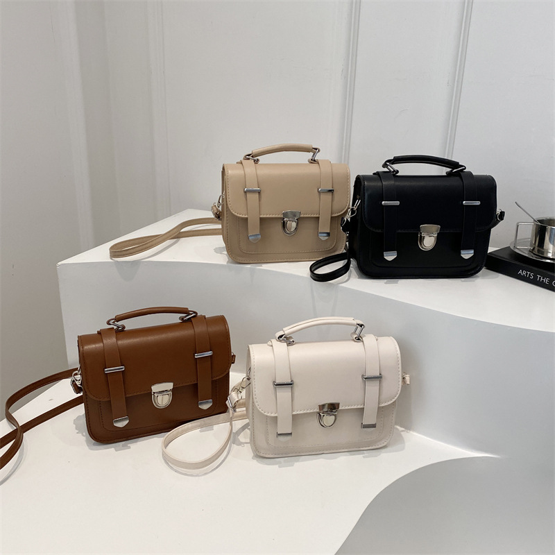 Personalidad coreana bolso de moda retro 2024, nuevo bolso de moda para mujeres, bolso de hombro de moda simple, bolso de mujer