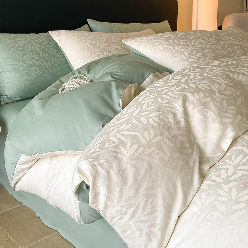 Cama de algodón de cuatro piezas 2025 nuevo estilo satén de lujo ligero algodón funda edredón sábana ropa de cama de tres piezas ropa de cama