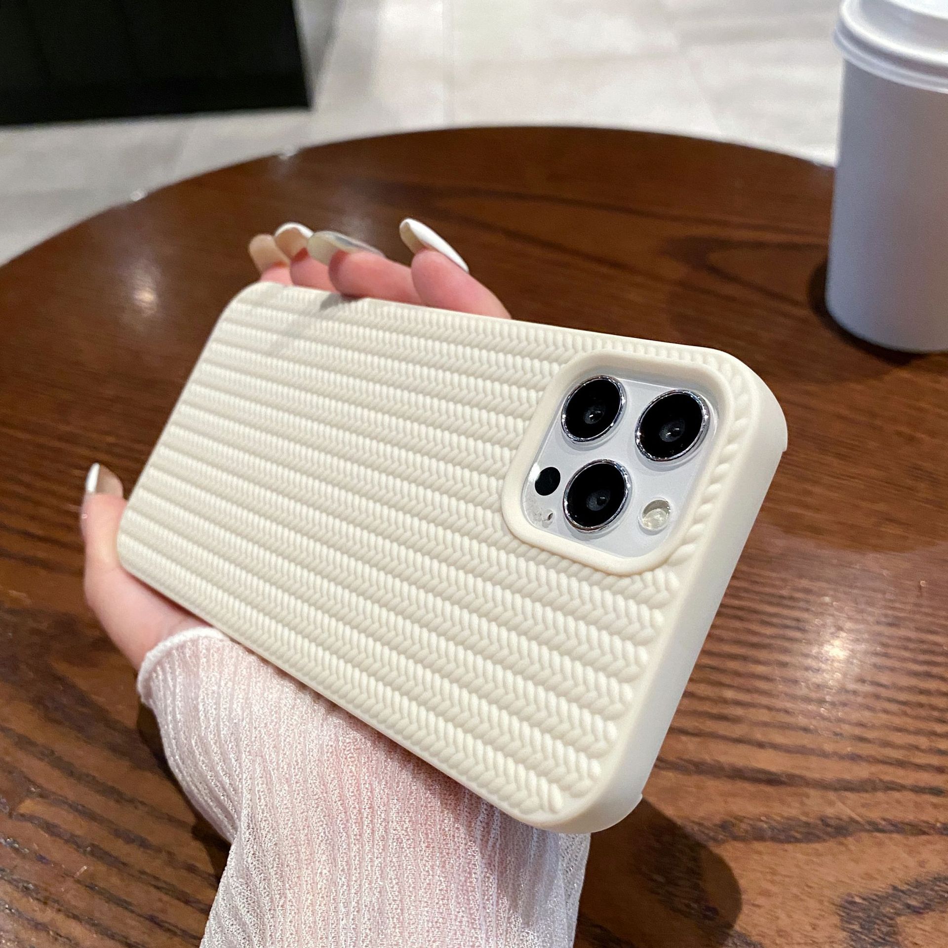 Woven pattern suitable for Aple 16PROMAX mobile phone case Non slip simple iphone13/14 soft shell protective cover_voghion.com