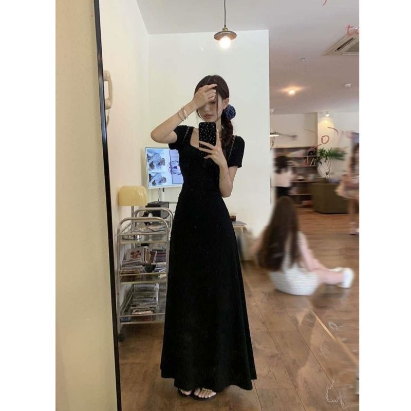 Niche Design Backless Dress 2025 New Women's Summer Hepburn Style Little Black Dress French Style Long Dress