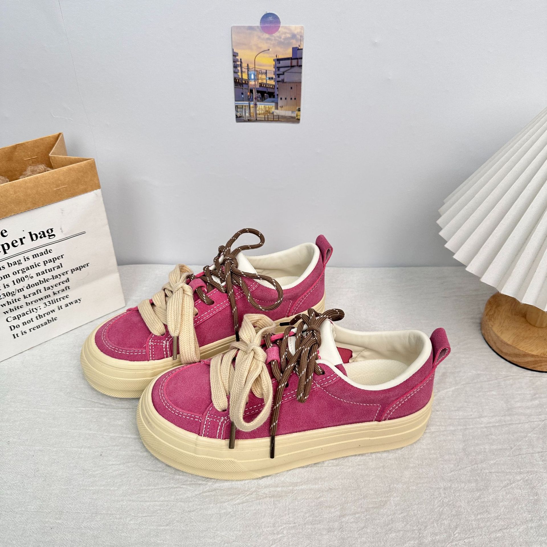 Yuanbo retro té con leche zapatos de lona niñas 2025 primavera y otoño suela gruesa japonesa negra marea nacional zapatos de suela blanda en nombre del cabello