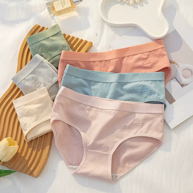 Children’s cotton briefs, Japanese style, antibacterial, sizes M–XL, colorful pack