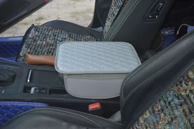 Central Armrest Box Protection Pad, Armrest box pad - gray-with-left-and-right-pockets