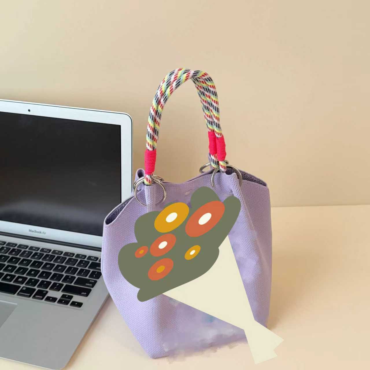 2026 primavera y verano nuevo bolso de cubo de pintura creativo portátil gran espacio de aire de dopamina alta sensación mochila
