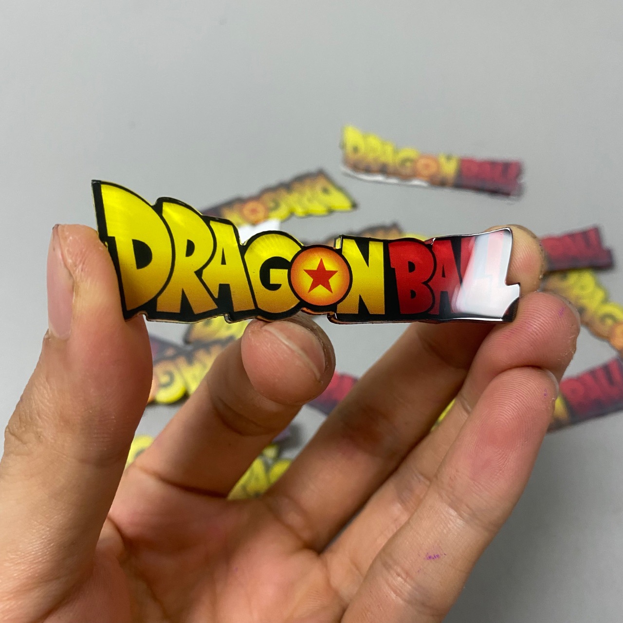 No. 004 siete bolas de dragón super Z placa de identificación universal placa acrílica escena especial logotipo general hecho a mano