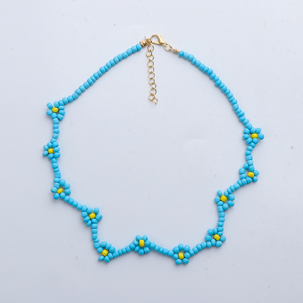Simple Daisy Small Flower Miyuki Beads Necklace display picture 9