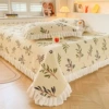 Milk velvet bed cover-Vera