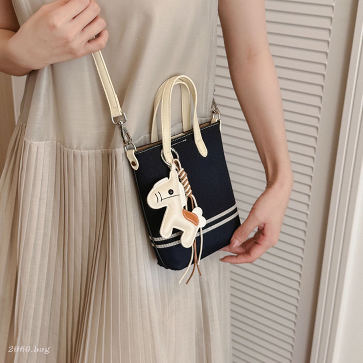 Bolso de cinturón, bolso a rayas, bolso de mujer, estilo coreano, nicho de moda, 2026 nuevo cubo de verano