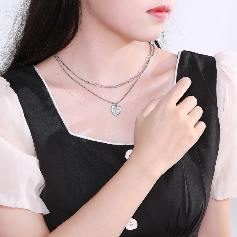 Fashion Heart Shape Titanium Steel Layered Necklace display picture 5