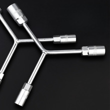 三叉套筒扳手加长Y型多功能三角手动工具套装套管套桶摩托车