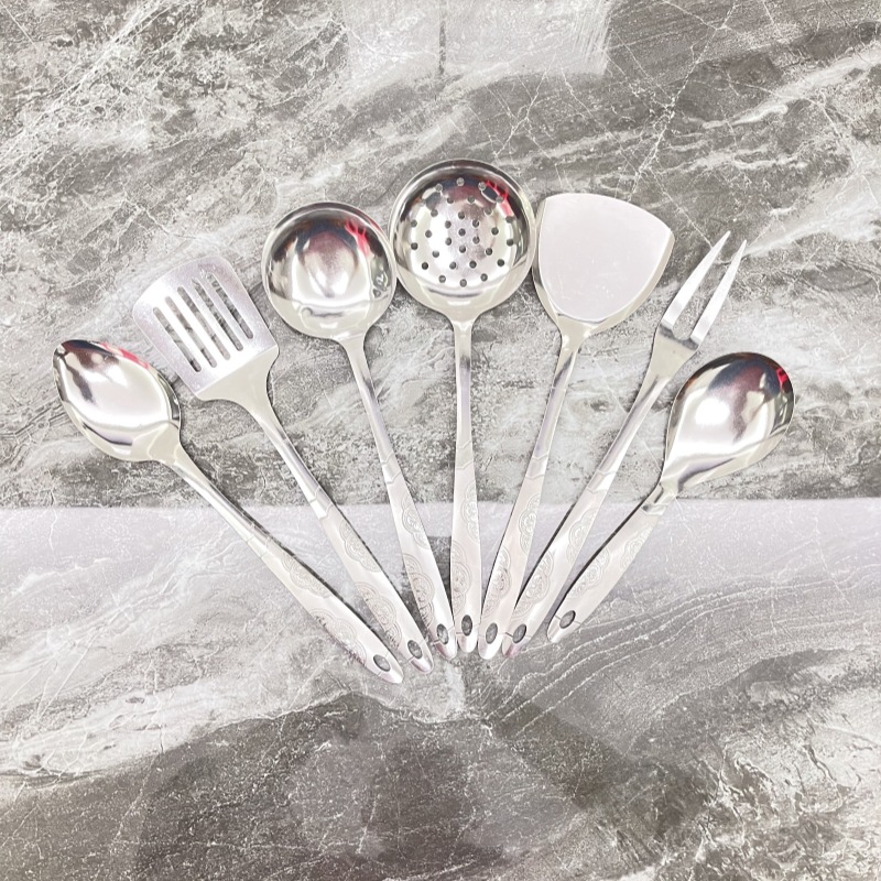 Juego de 7 piezas de acero inoxidable para cocina - Incluye espátulas, cucharones, colador y tenedor - Diseño colgante - Para uso doméstico y profesional