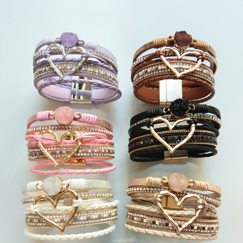 Amazon's Best-Selling Fashionable Love Bracelet, Bohemian Leather Bracelet, Full of Diamonds and Crushed Diamonds, Multi-Layered Leather Bracelet for Women Amazon's Best-Selling Fashionable Love Bracelet, Bohemian Leather Bracelet, Full of Diamonds and Crushed Diamonds, Multi-Layered Leather Bracelet for Women