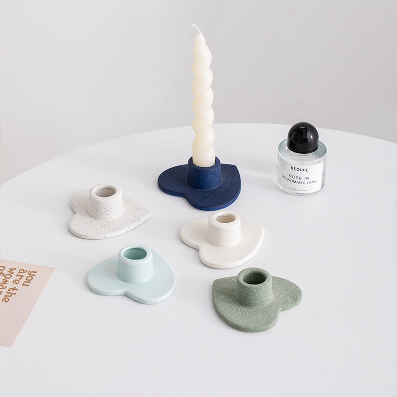 Chengdu Ins Heart Creative Simple White Ceramic Lamp Base Living Room Dining Room Home Decor Ornament Photography Prop