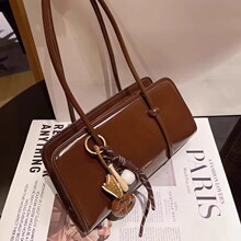 �n��С���͹�Ҹ�±��g�����Ů����2025�¿�ٴ�������μ�б���