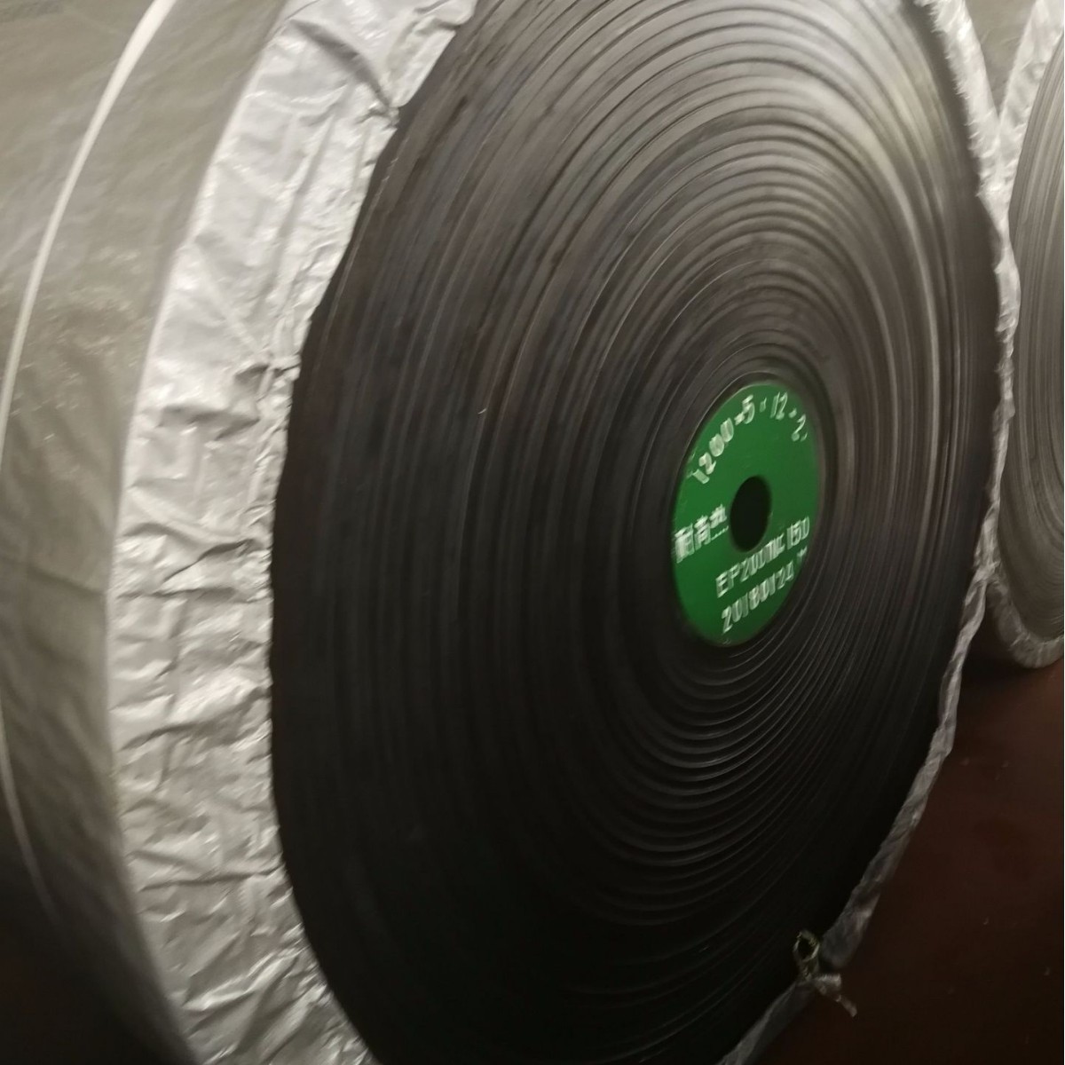 聚酯输送带EP200 1200*5(6+3)EP100EP150EP250NN100NN150NN200