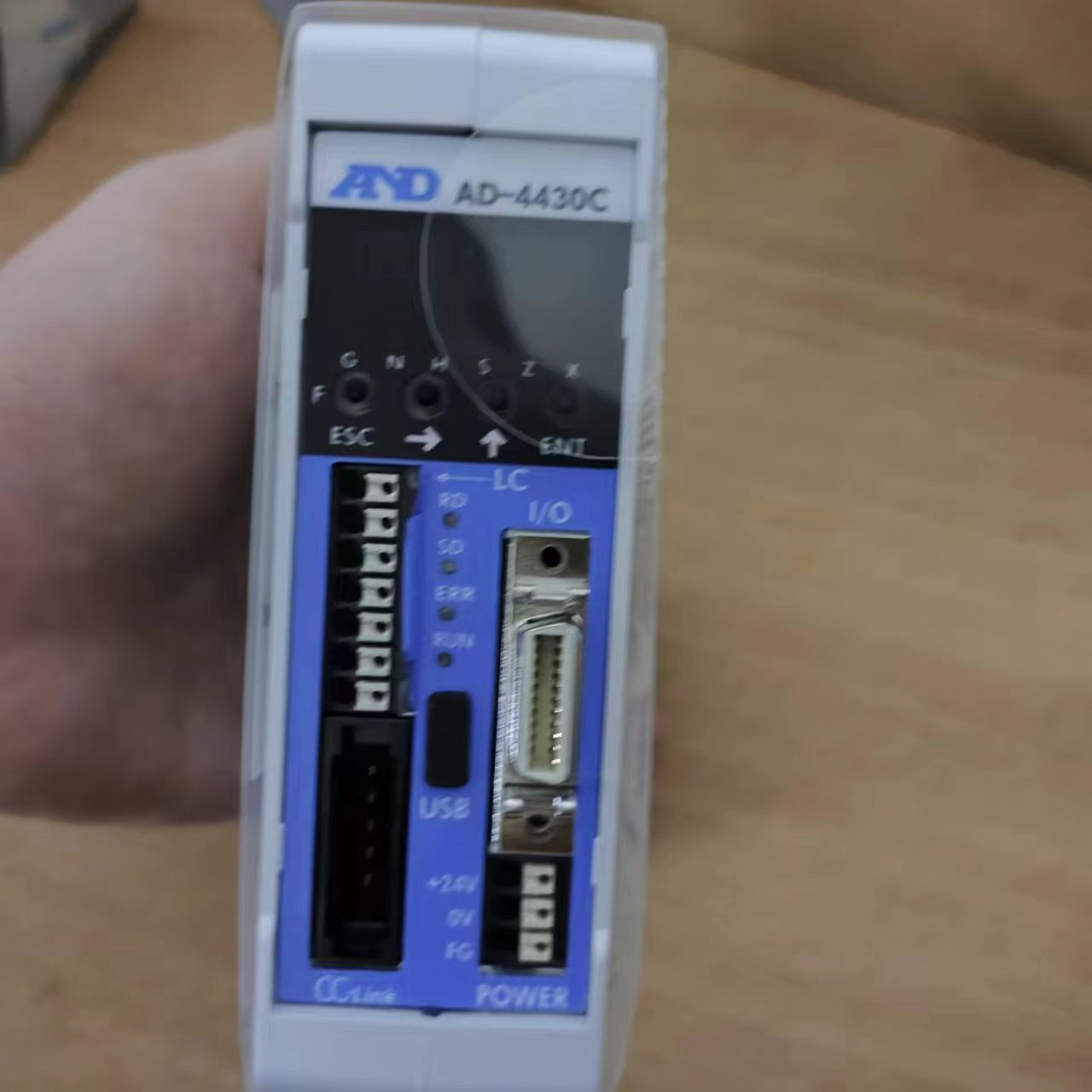 日本AND爱安德仓库现货 CC-Link/控制面板内置型 AD-4430C