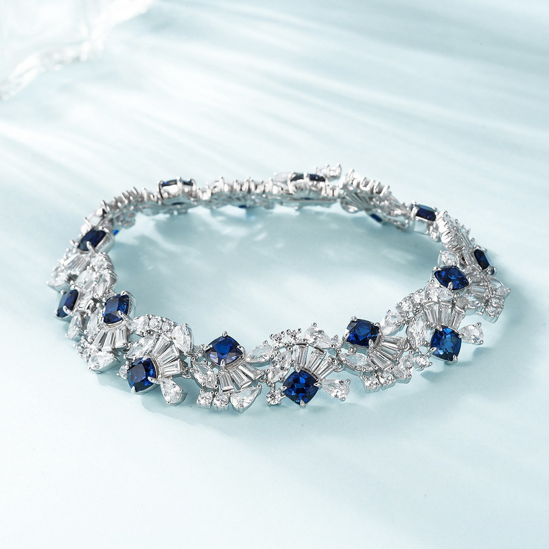 La nueva industria pesada transfronteriza cultiva la pulsera del tesoro de color femenino S925 con incrustaciones de plata cultiva joyas de esmeraldas de lujo ligero de alta gama