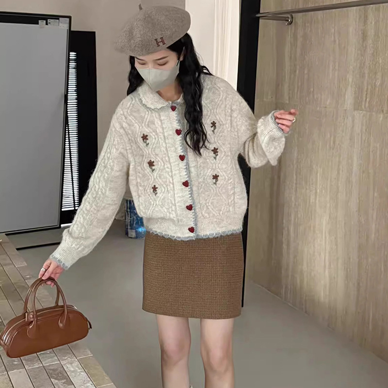 手工花朵刺绣polo领针织开衫女2025秋冬新款韩系甜美百搭毛衣外套|undefined