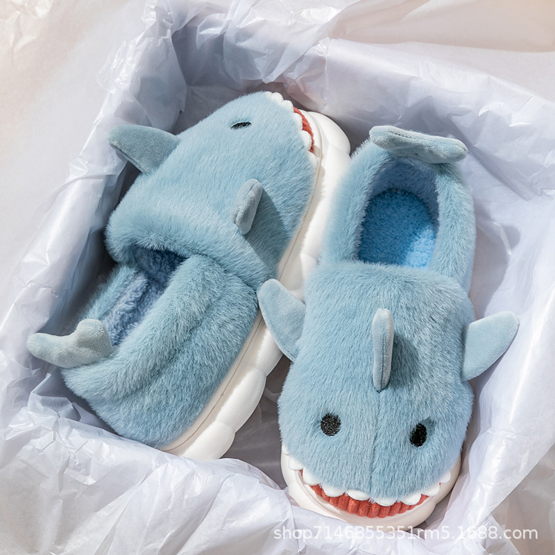 Venta al por mayor de algodón zapatillas de invierno de las mujeres Red de Tiburón Rojo de Pescado estilo bolsa de tacón exterior de desgaste exterior del hogar cálido antideslizante zapatillas de felpa hombres