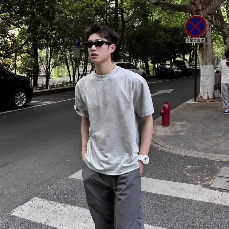 纯黑色短袖男款夏季美式痞帅高级感t恤纯棉重磅硬挺正肩修身半袖|undefined