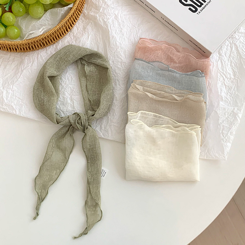 Bufanda de seda de alta calidad nueva bufanda pequeña lisa bufanda fina de todo fósforo literaria bufanda en la cabeza multiusos cinturón de la bufanda en forma de diamante