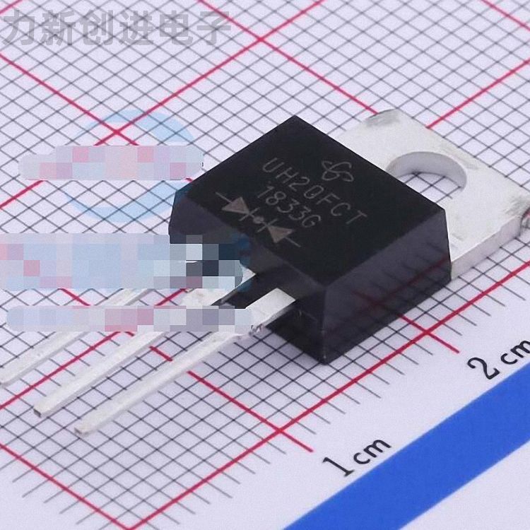 UH20FCT-E3/4W 封装 TO-220AB 超快恢复二极管