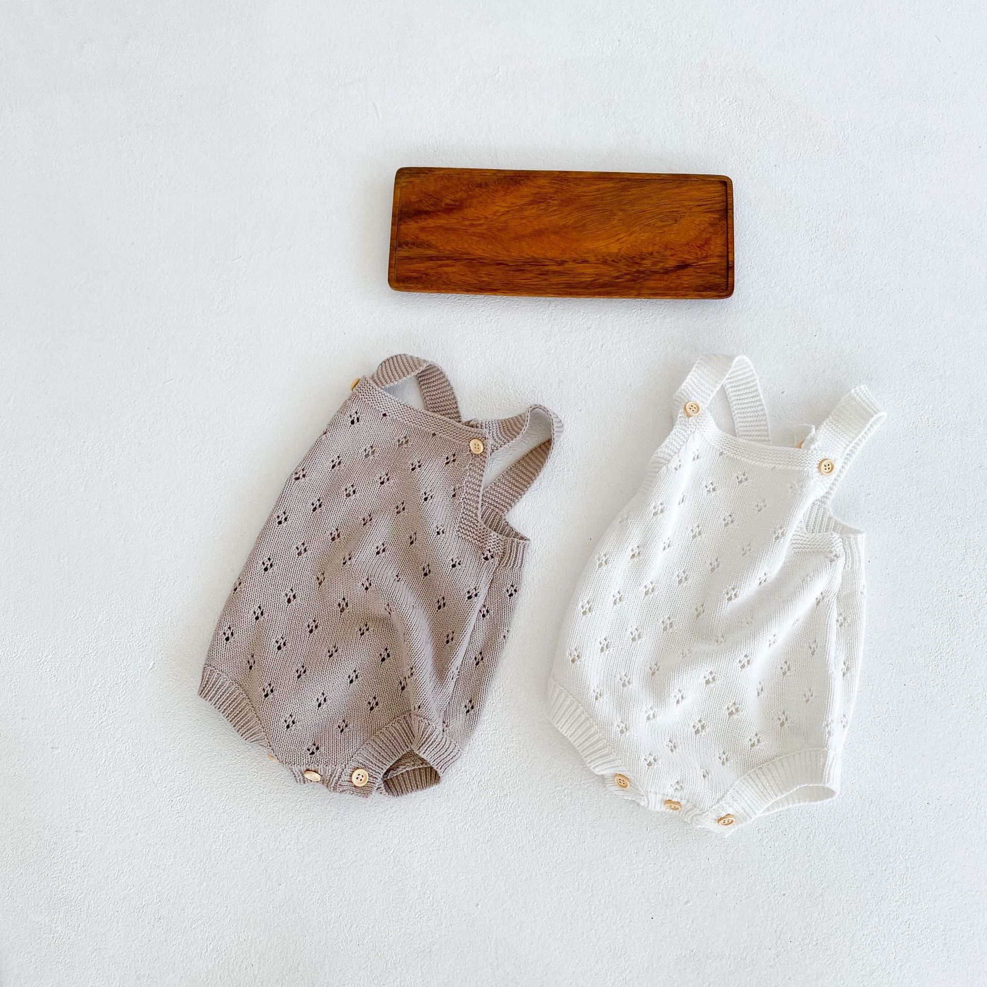 Ins21 style automne bébé garçon et fille bretelles creuses, fil tricoté en coton khai, vêtements une pièce, sacs, pet_voghion.com