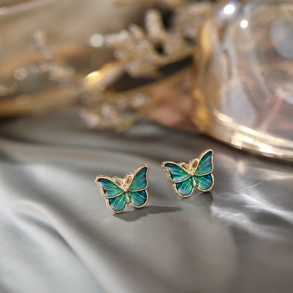 New Dark Green Butterfly Creative Simple Retro Butterfly Earrings display picture 4