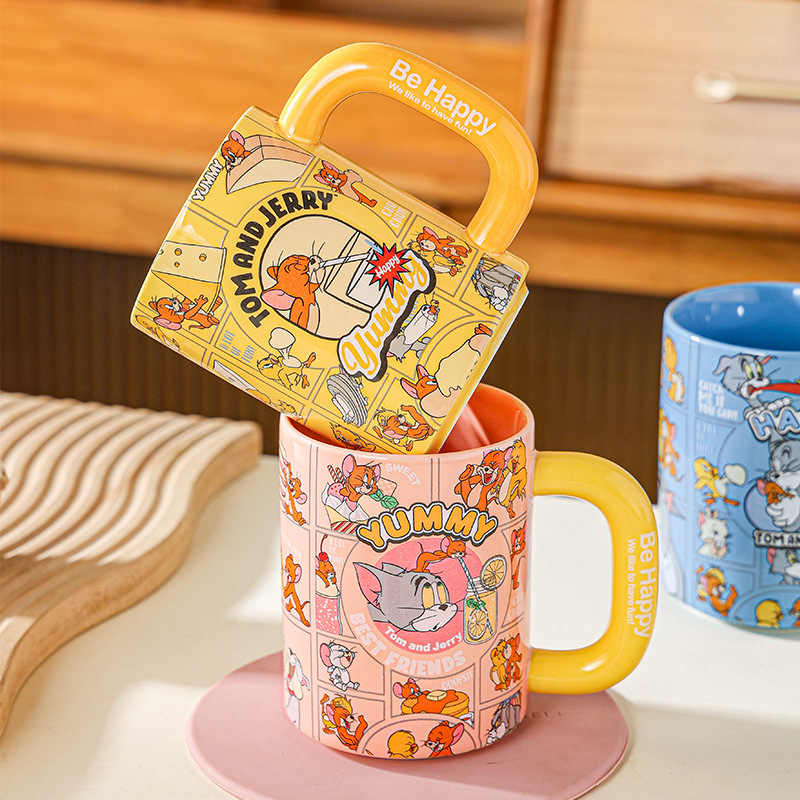 Taza de cerámica para gatos y ratones Taza para beber para el hogar de dibujos animados 2025 Taza de oficina nueva Taza de leche con valor nominal