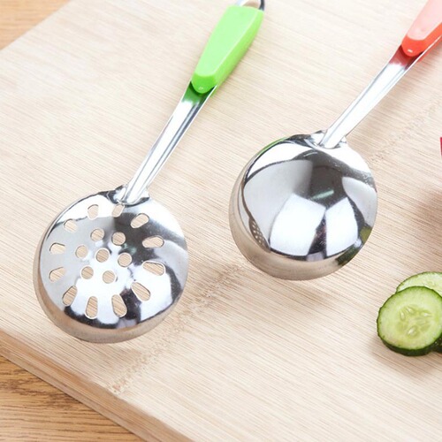Stainless steel soup spoon can be hung hot pot spoon soup leak plastic handle thickened hot pot spoon soup leak color handle hot pot spoon leak