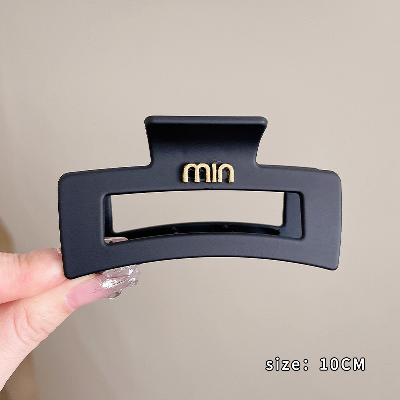 Versión coreana de letras negras, clip cuadrado grande, clip de tiburón femenino, volumen de cabello en la parte posterior de la cabeza, clip de cabello al por mayor