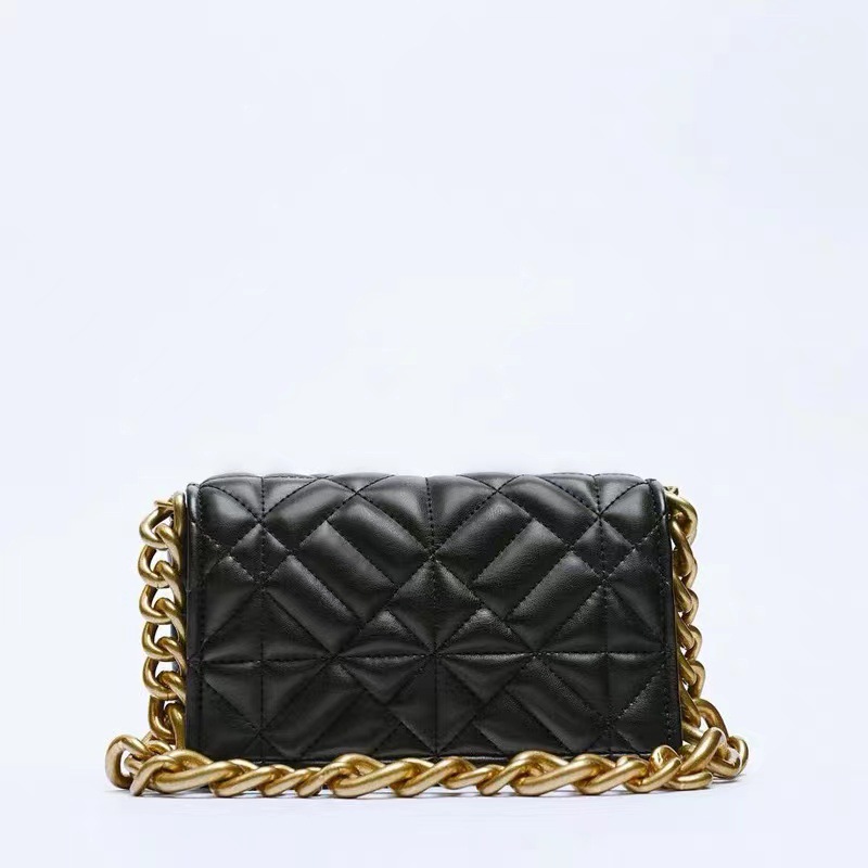 2023 neue All-Match-Tasche mit dicker Kette, gesteppte One-Shoulder-Reiswort-gestickte kleine quadratische Tasche_voghion.com
