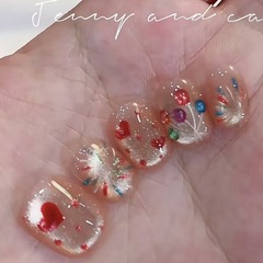 香檳金新年手繪煙花氣球愛心可愛手工穿戴甲顯白高級美甲貼片