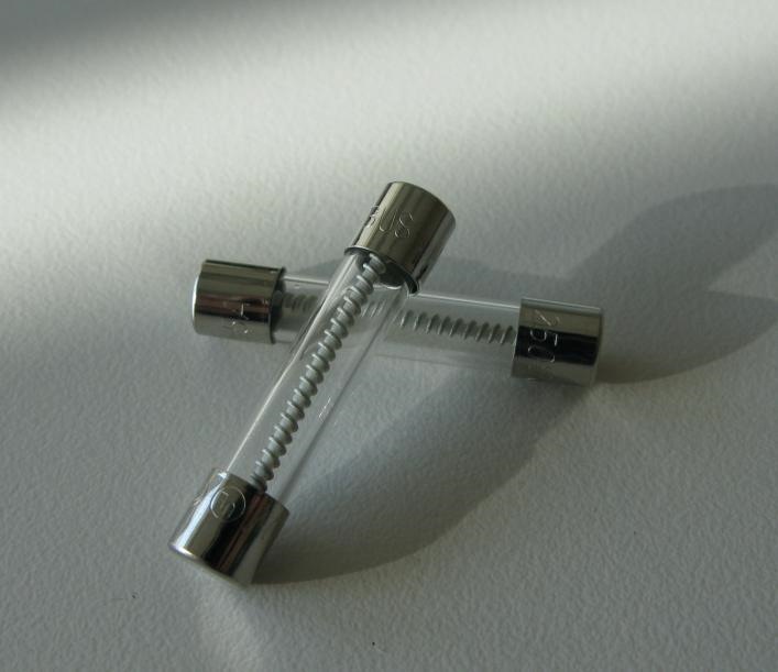 美国Bussmann保险丝6.35*32mm 玻璃管螺旋丝MDL 2A 4A 5A