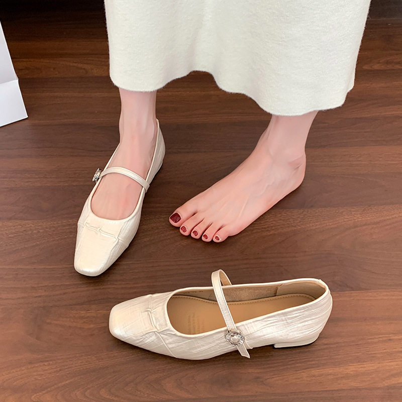 French Retro Single Strap Shoes for Women 2025 Autumn New Shallow Square Toe Inner Heightening Thick Heel Mary Jane Shoes for Women