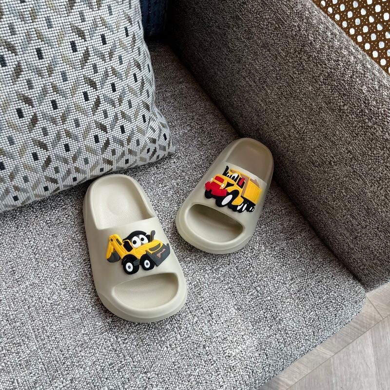 New Children's Slippers Excavator Tank Boys Indoor Bath Non-Slip Soft Sole Parent-Child Slippers for Girls
