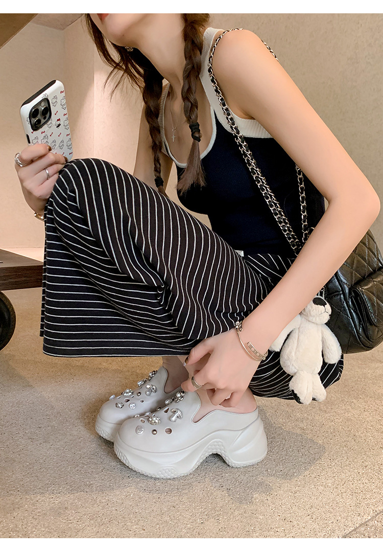 Dép lê bít mũi độn cao da thật 7cm cho nữ, phong cách sandal lỗ xốp mùa hè, đính ngọc trai đinh tán — Màu trắng, Màu xám chi tiết 28