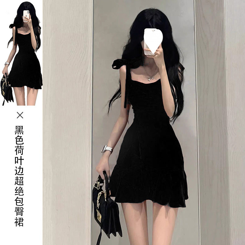 [Sweet and Spicy Girl] Pure Lust Style クリスマスレッドホットガールサスペンダードレスフリルスリムフィットヒップスカート|undefined