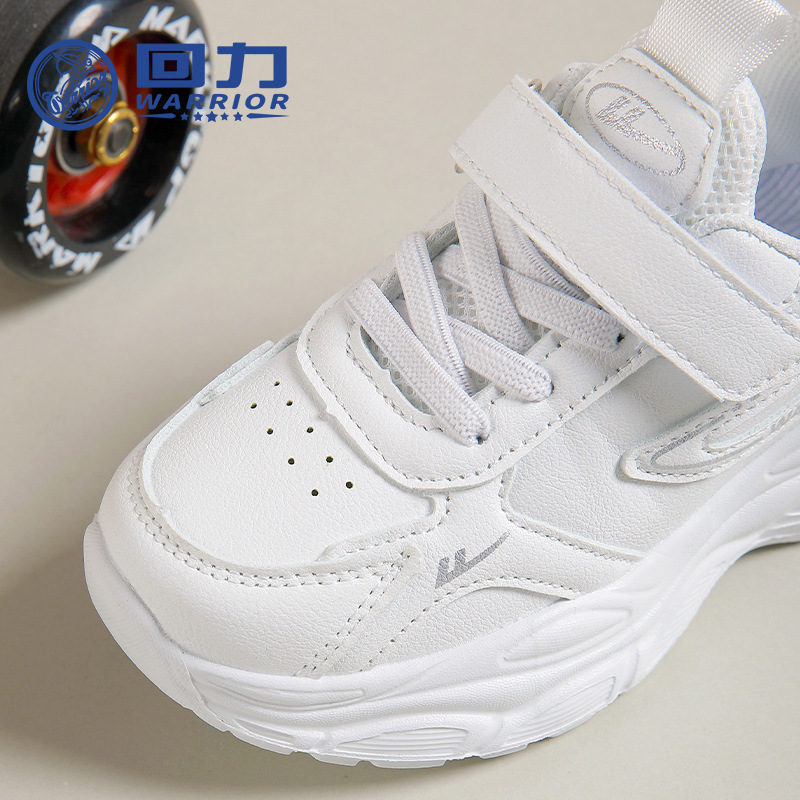 Pequeños zapatos de cuero con suela ligera, zapatos deportivos para niños y niñas, zapatos casuales para juegos de otoño, negros 4 - 16 años de edad.