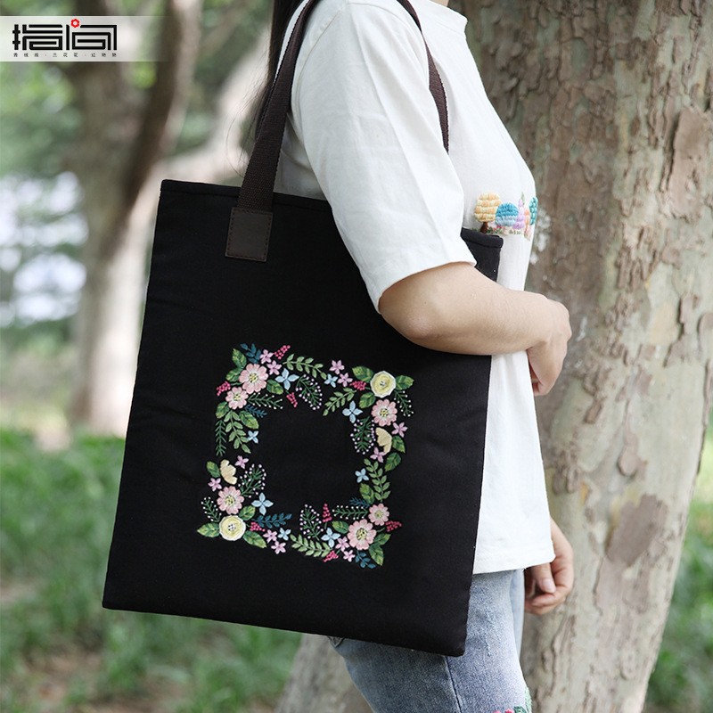 Hecho a mano DIY Lu bordado nuevo patchwork bolsa de las mujeres habitación individual bolsa grande regalo creativo imagen impresa bordado DIY bolsa de material