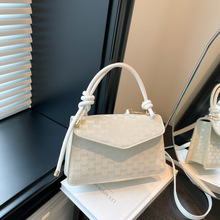 �������а���Ů2025�¿�߼��|��С������Ҹ�°����e�ٴ�б��Ů��