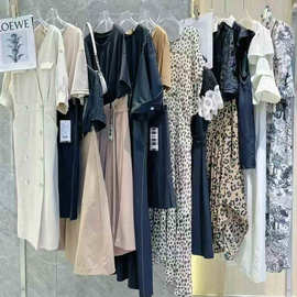 25夏唯媚职业休闲现代感连衣裙上衣裤裙品牌折扣抖音快手直播货源