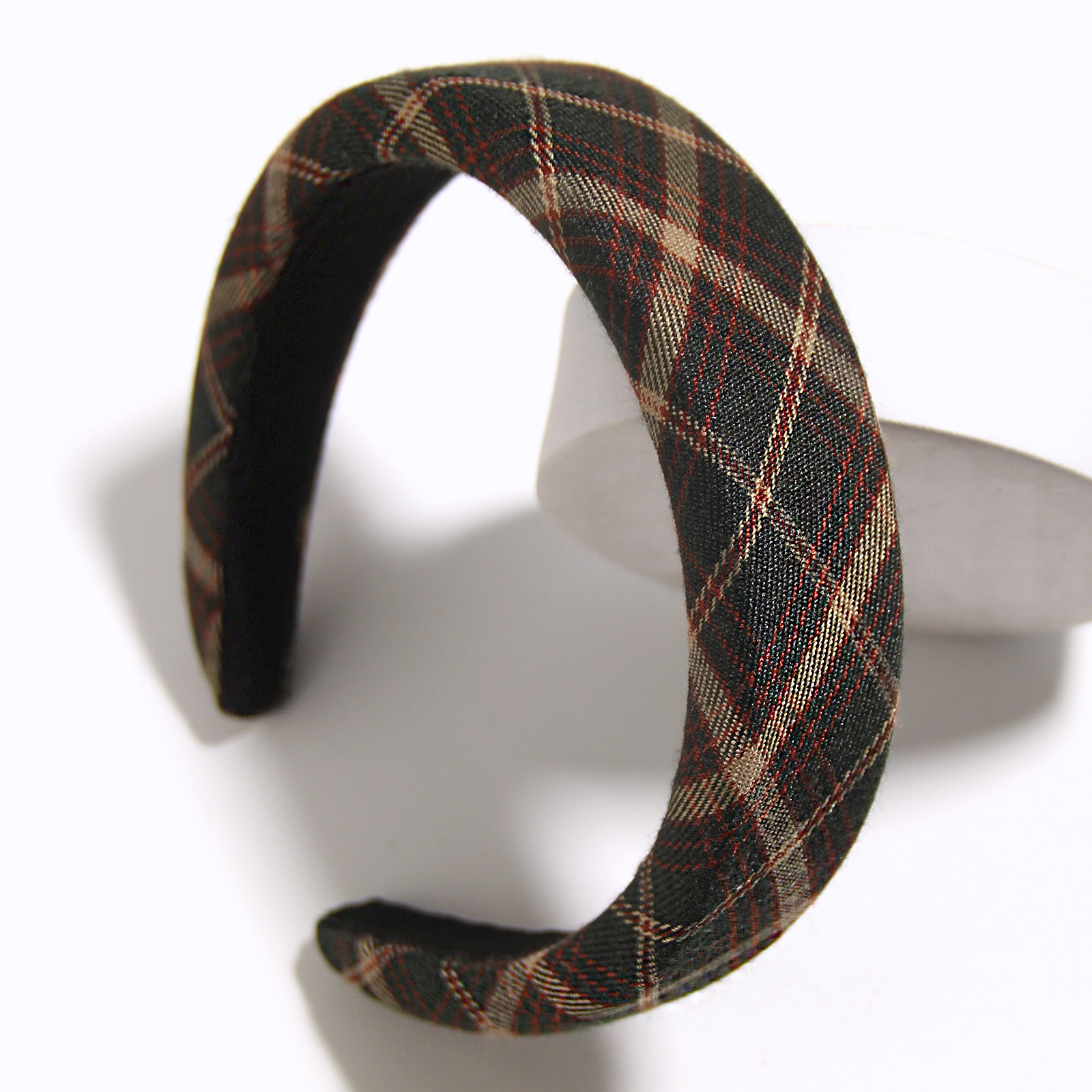 plastic headbands.jpg