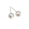 Retro small design earrings from pearl, French retro style, 2023 collection, simple and elegant design, light luxury style